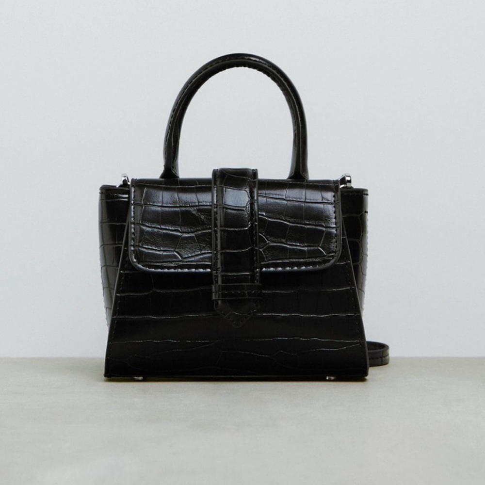 BNWT Zara faux croc leather black crossbody bag